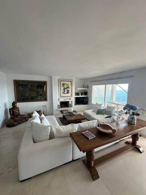 Villa De Lujo En Ibiza *