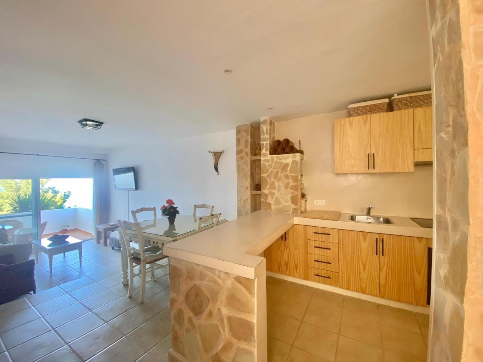 Semi-detached House, With An Impressive View Of The Sea And The Valley *
