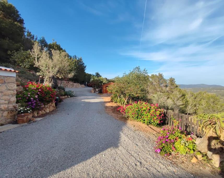 Casa Lluc Con Piscina, Jardin Y Vista Al Campo