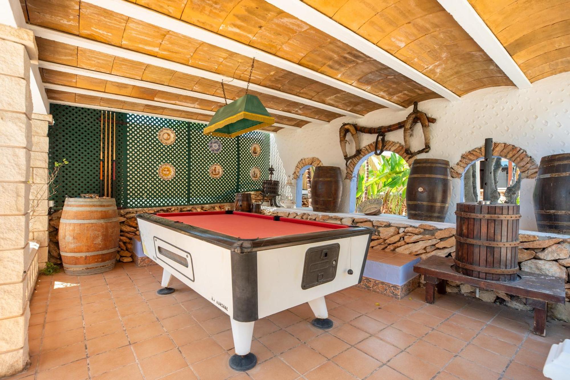 Villa Cardona Montecristo