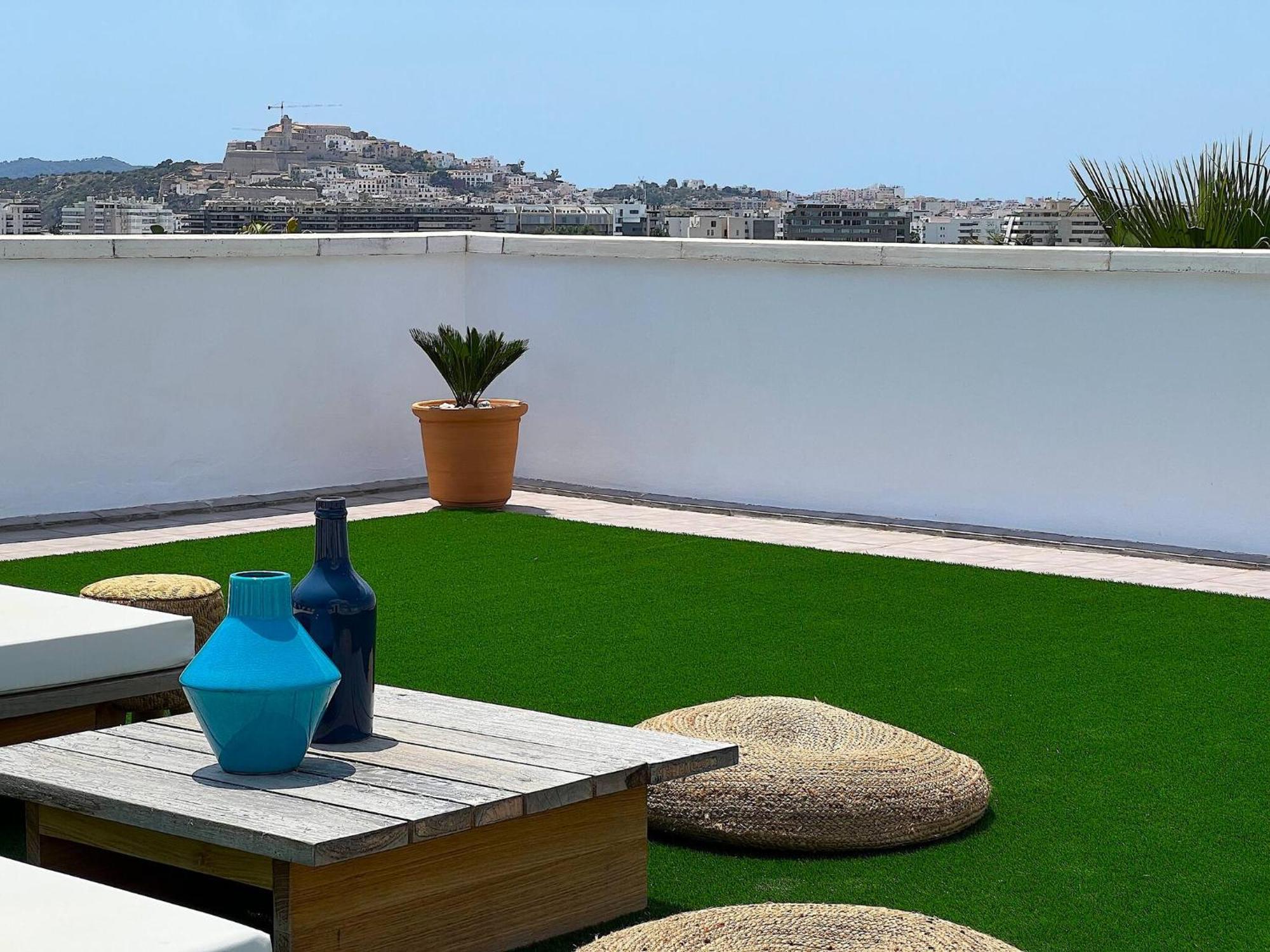 Julieta 2km From Ibiza Town And 1km From Talamanca Villa