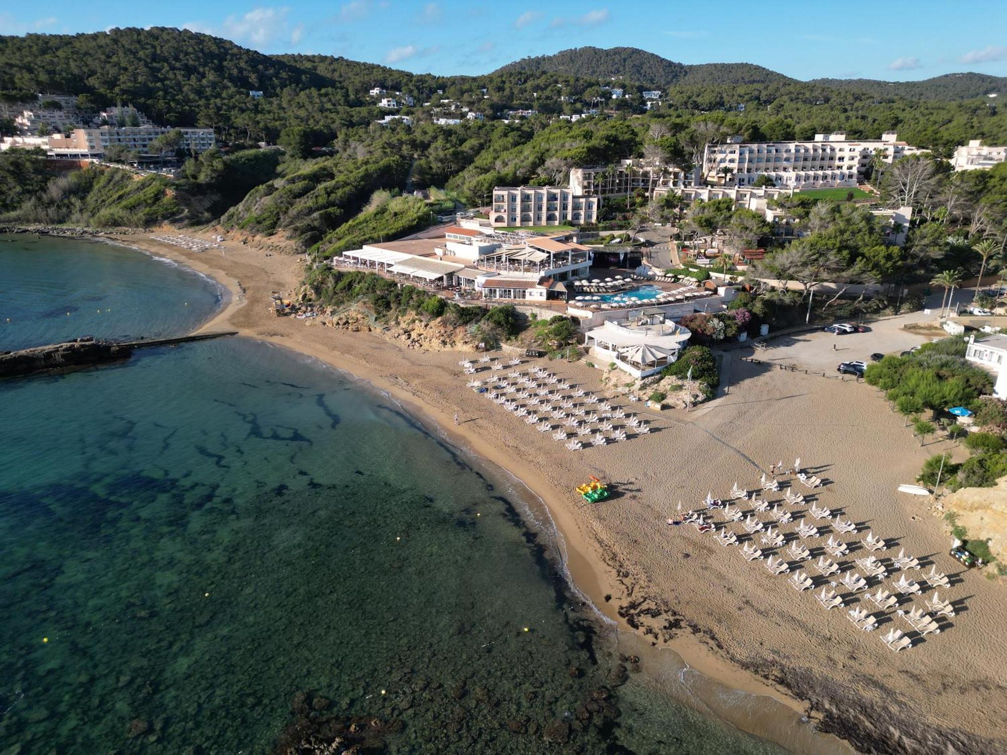 Invisa Club Cala Blanca 3*