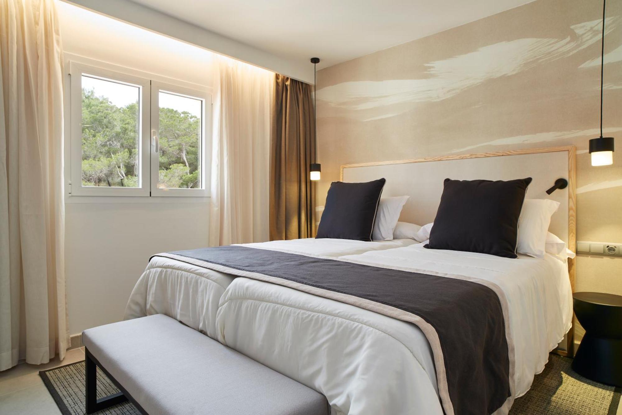 Hotel Invisa Club Cala Blanca
