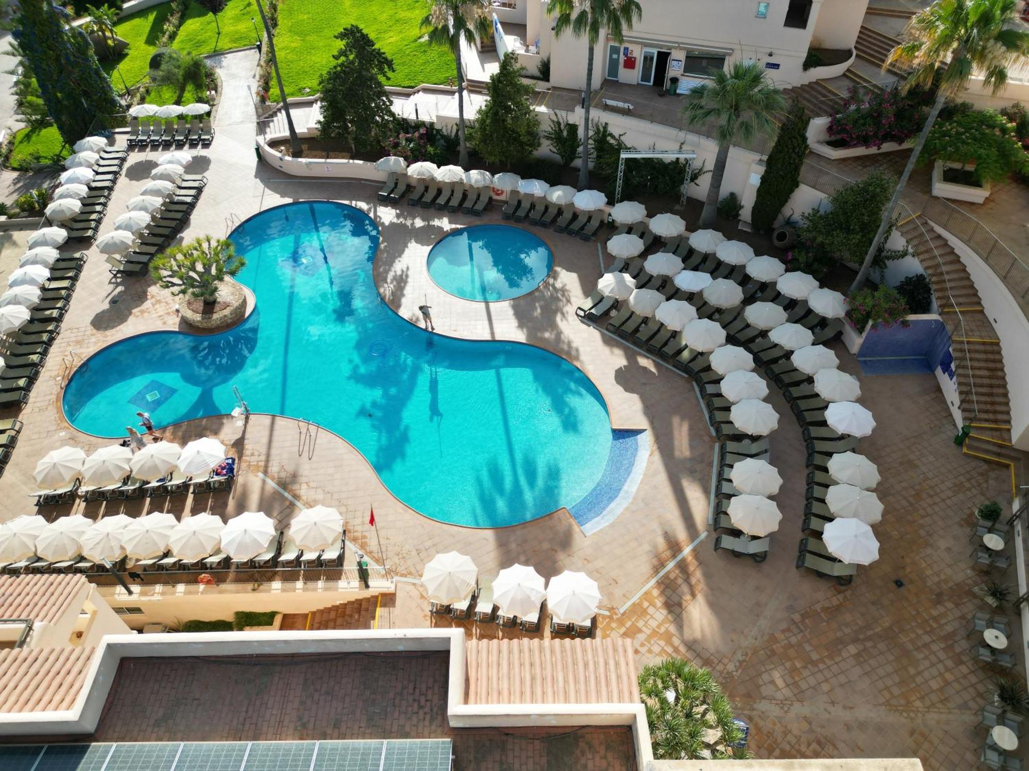 Invisa Club Cala Blanca 3*