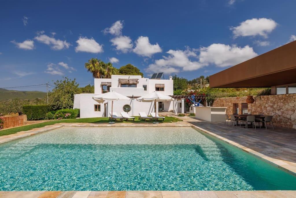 Casa San Carlos *