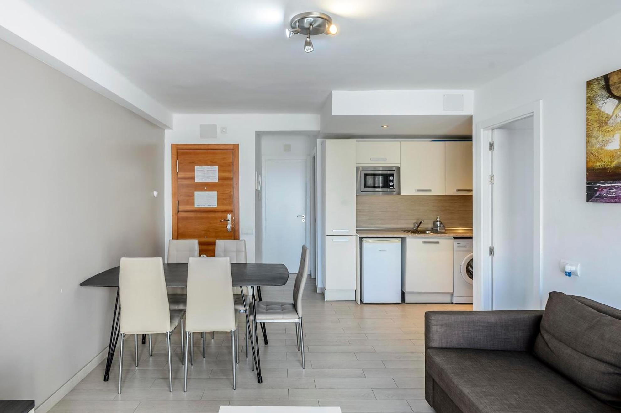 Apartment Esmeralda *