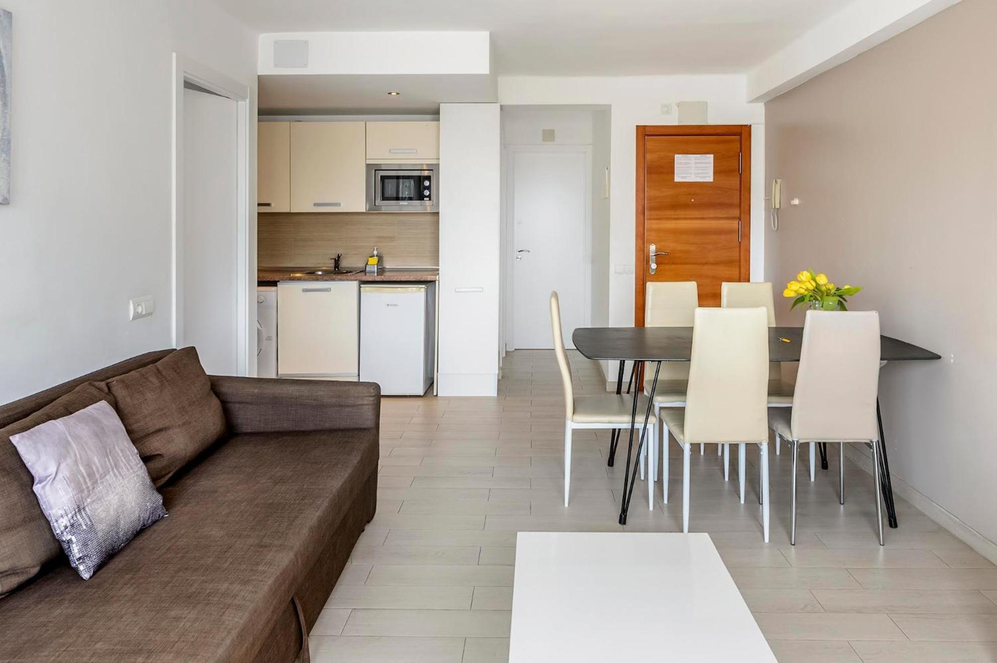 Esmeralda Apartment *
