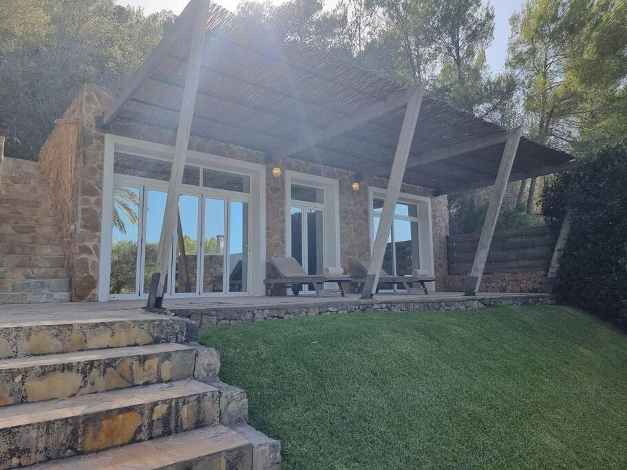 Schitterende Met Zwembad, Heerlijk Rustig Villa Sant Llorenç de Balàfia