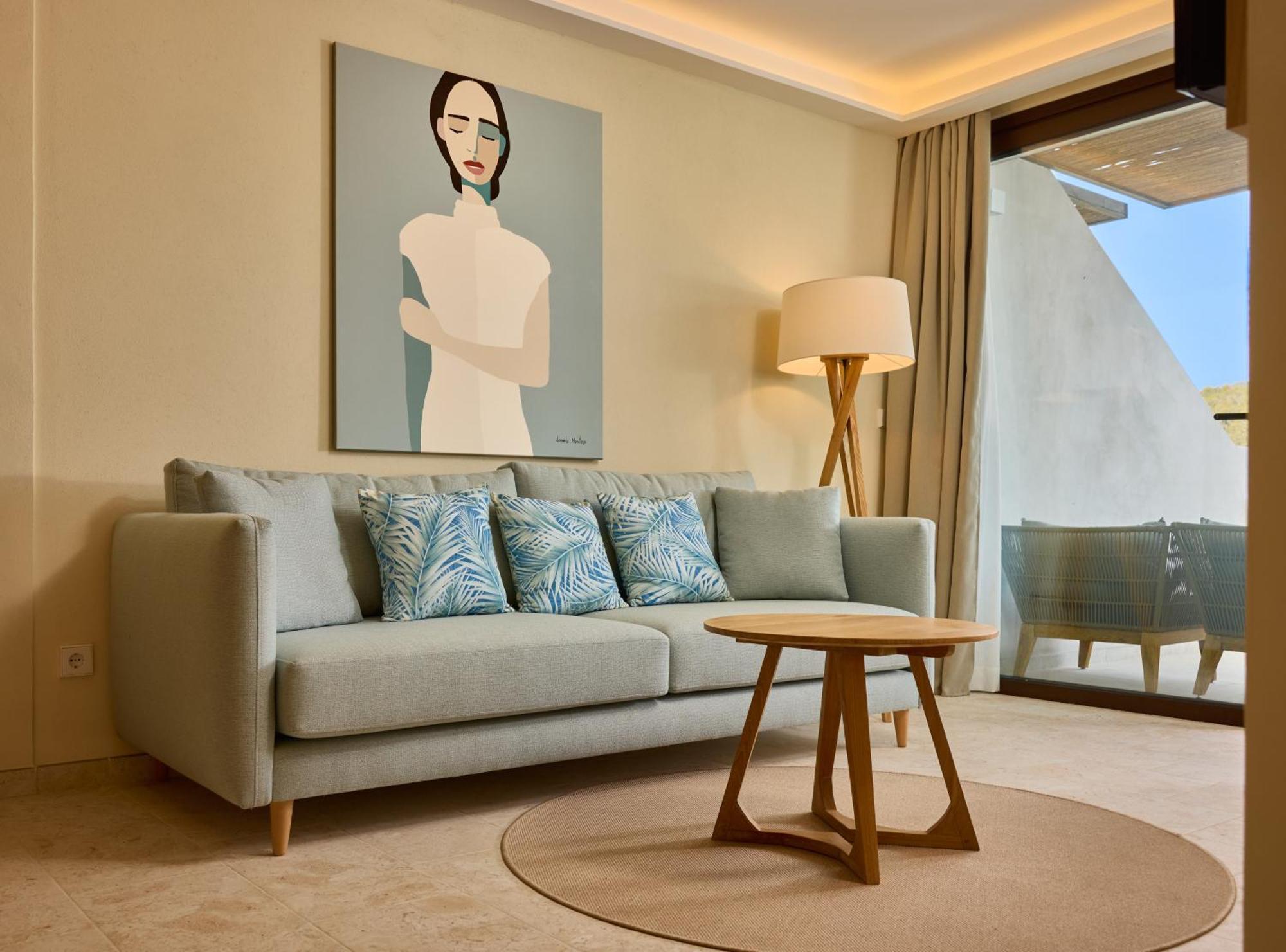 Cala San Miguel Ibiza, Curio Collection By Hilton, Adults Only 5*