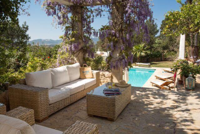 Torres Con Piscina Y Jardin, Santa Gertrudis Villa *