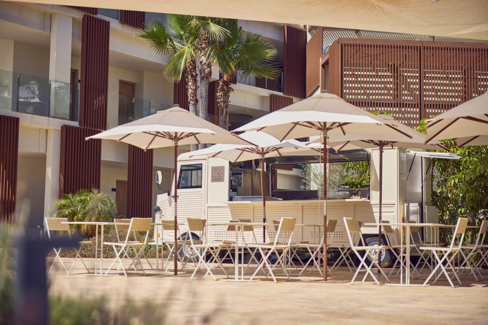 Hotel Cala San Miguel Ibiza Resort, Adults Only, Curio Collection By Hilton