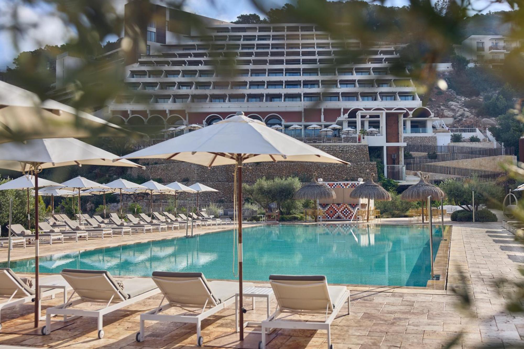 Hotel Cala San Miguel Ibiza Resort, Adults Only, Curio Collection By Hilton Port de Sant Miguel