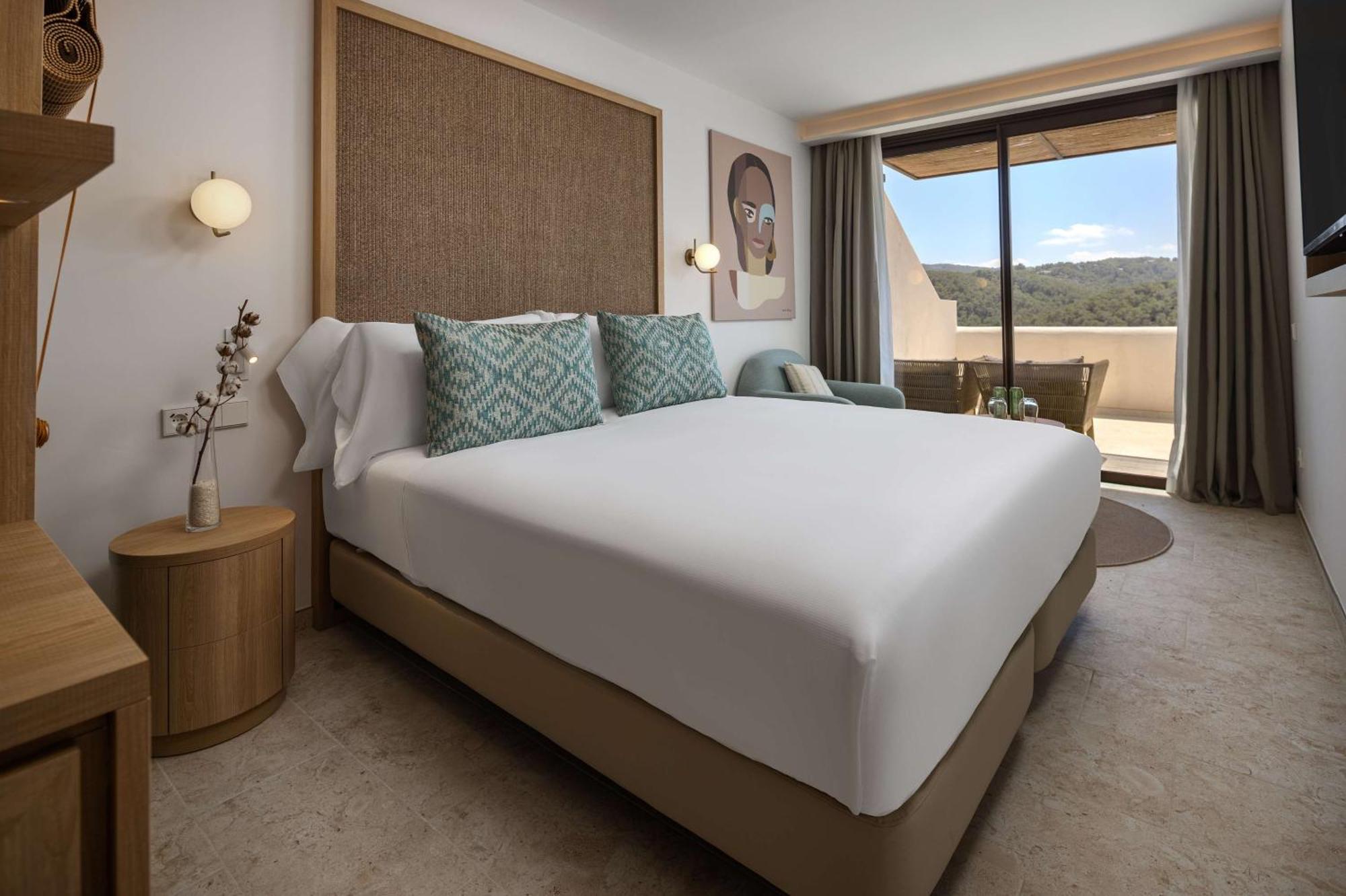 Cala San Miguel Ibiza, Curio Collection By Hilton, Adults Only