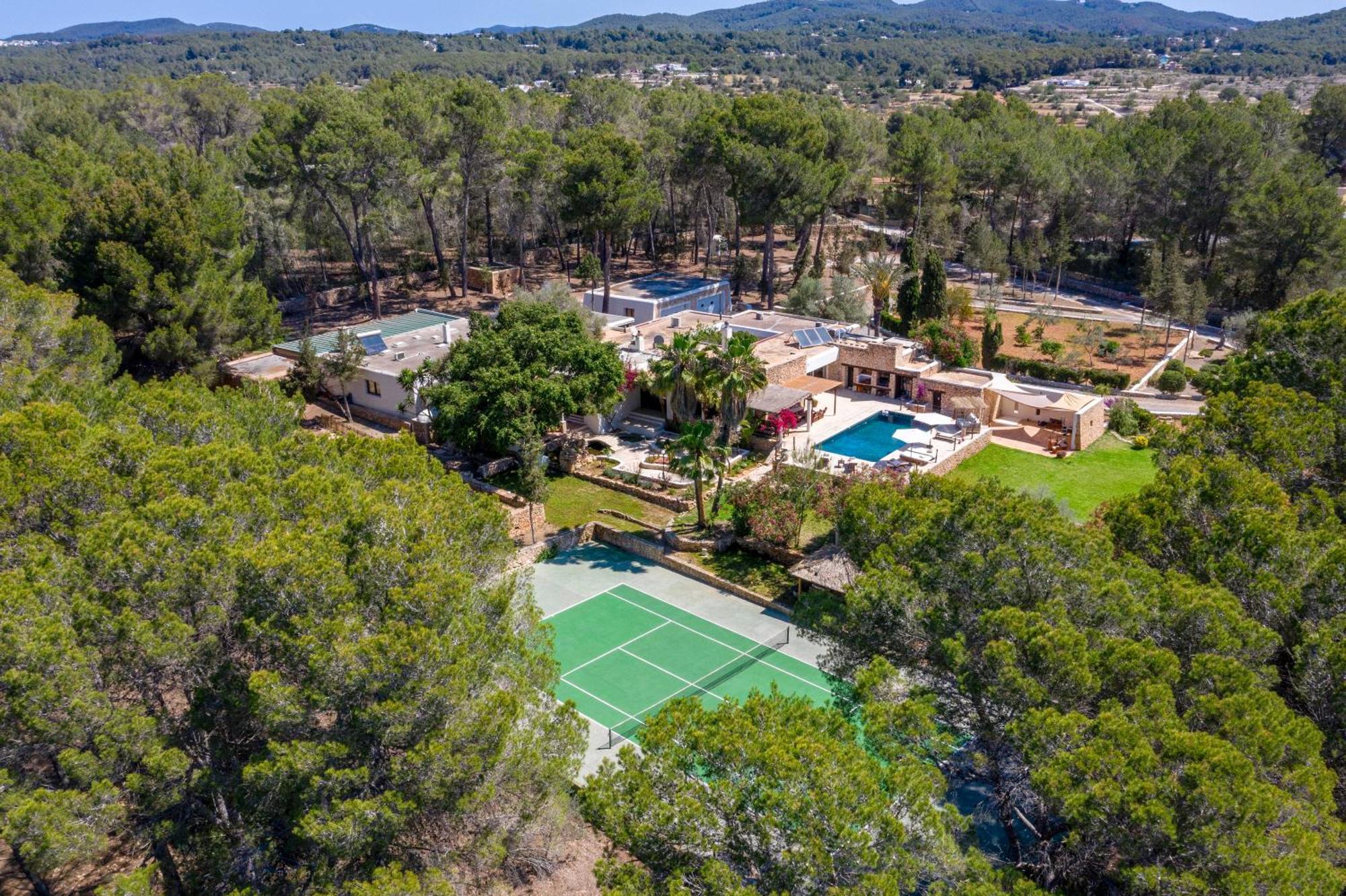 Sa Tanca Ibiza Located Puig D'en Vall, 6b , Pool , Tennis *
