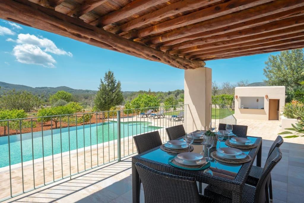 Kety -luna Con Preciosa Piscina Y Vistas ! Sant Llorenç de Balàfia