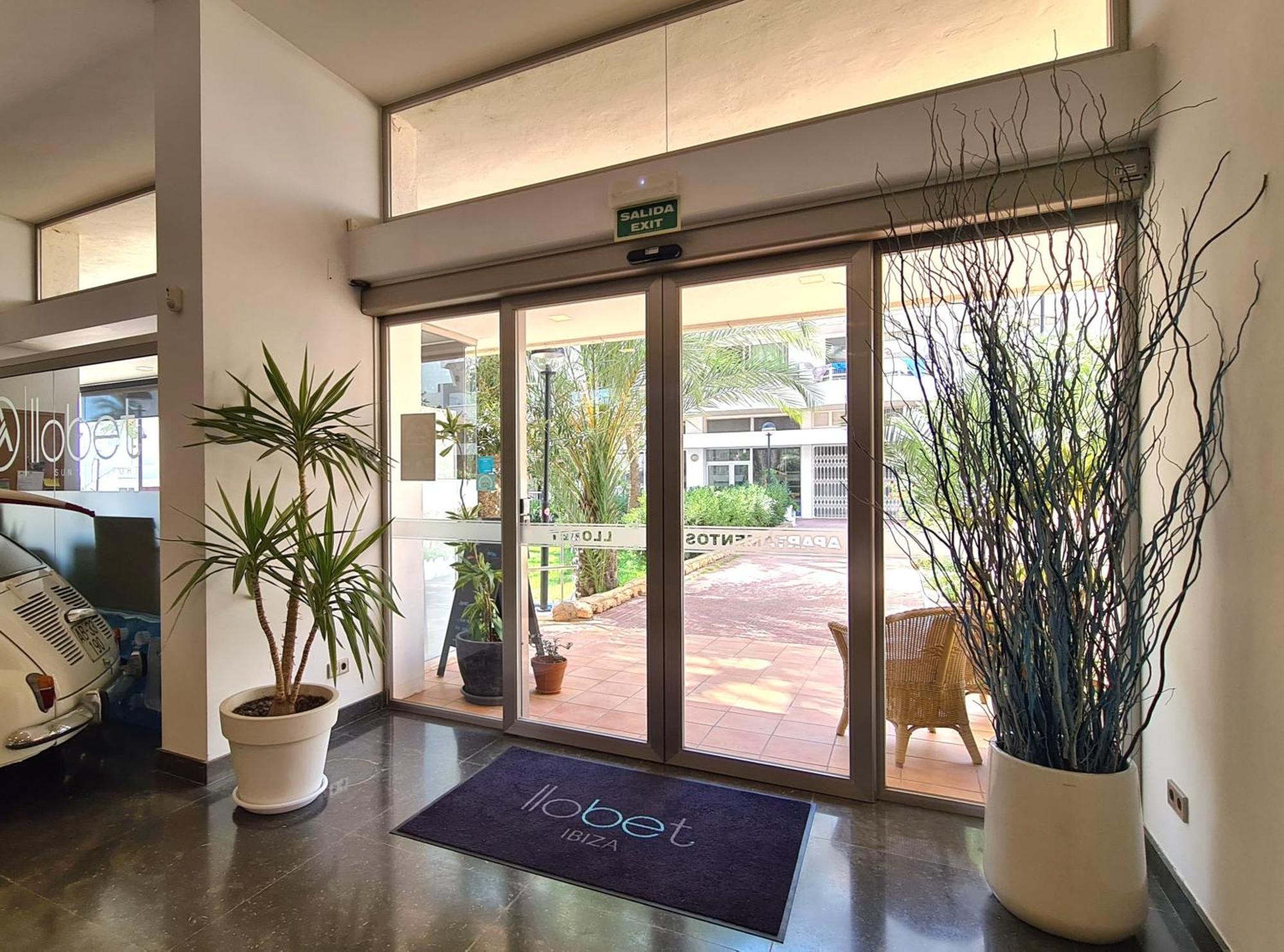 Aparthotel Llobet