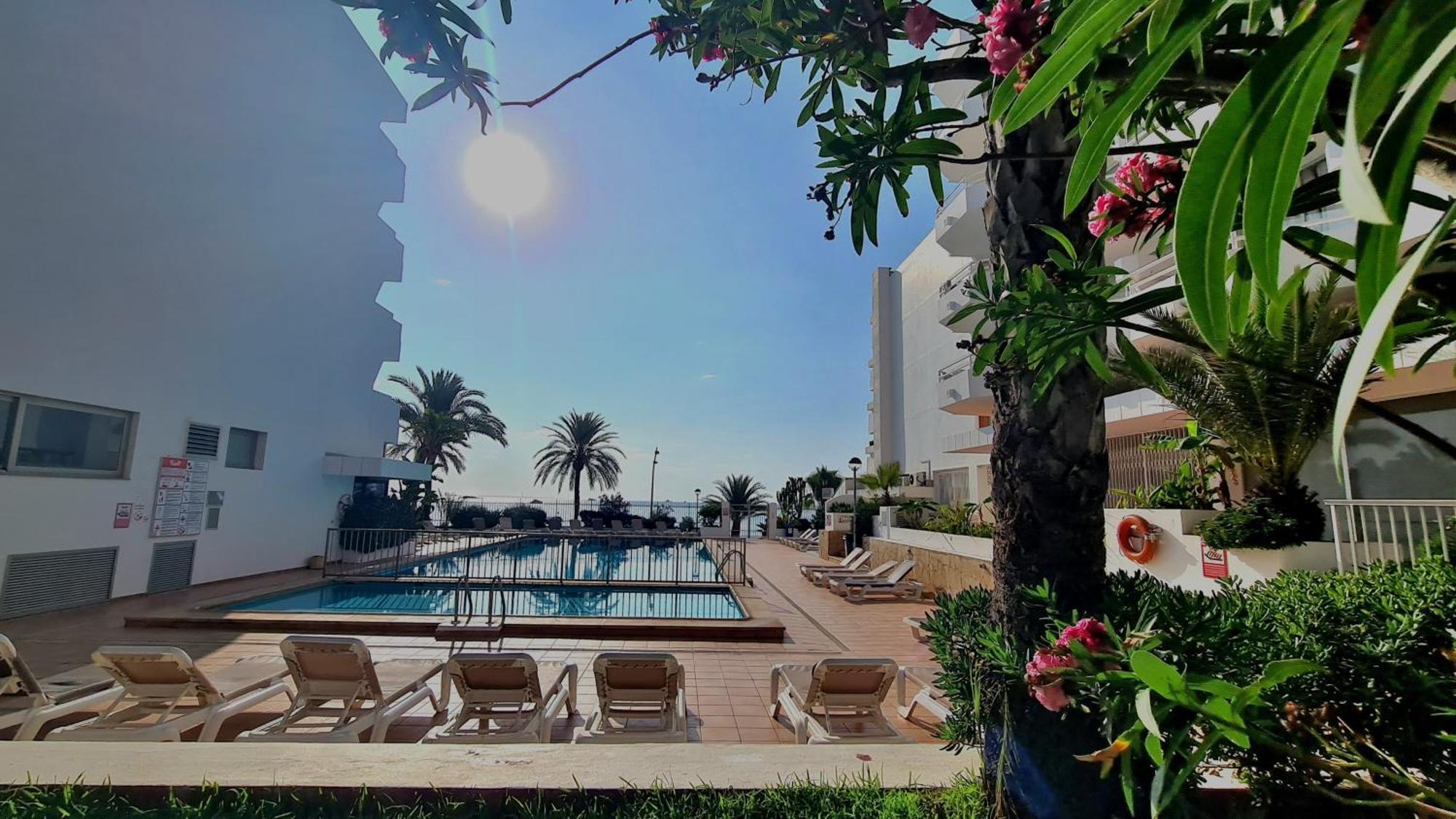 Llobet Aparthotel Ibiza Town