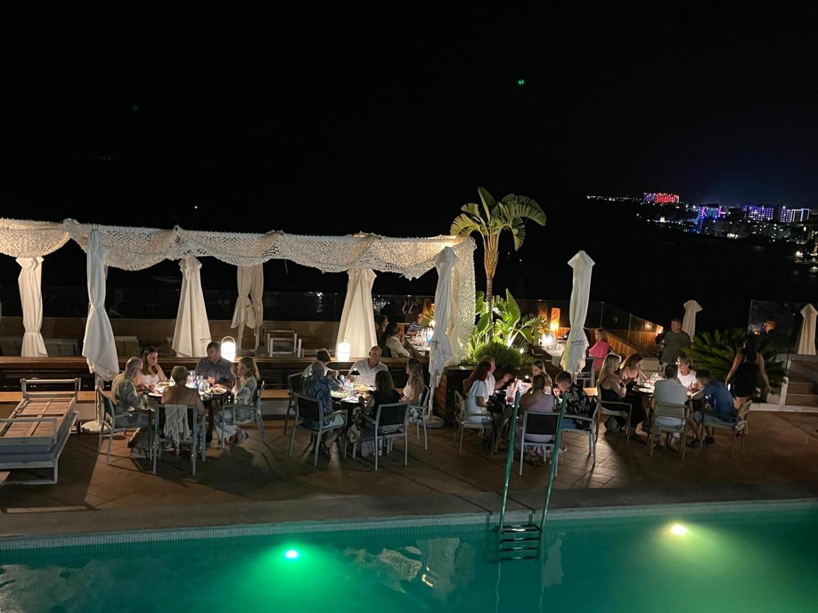 Aparthotel Cenit & Apts Sol Y Viento