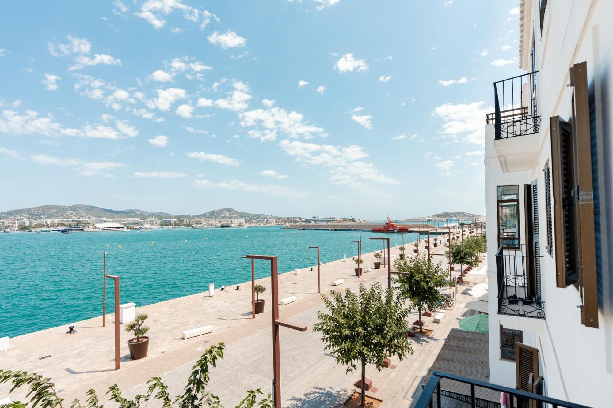 Hotel Ryans La Marina (adults Only)