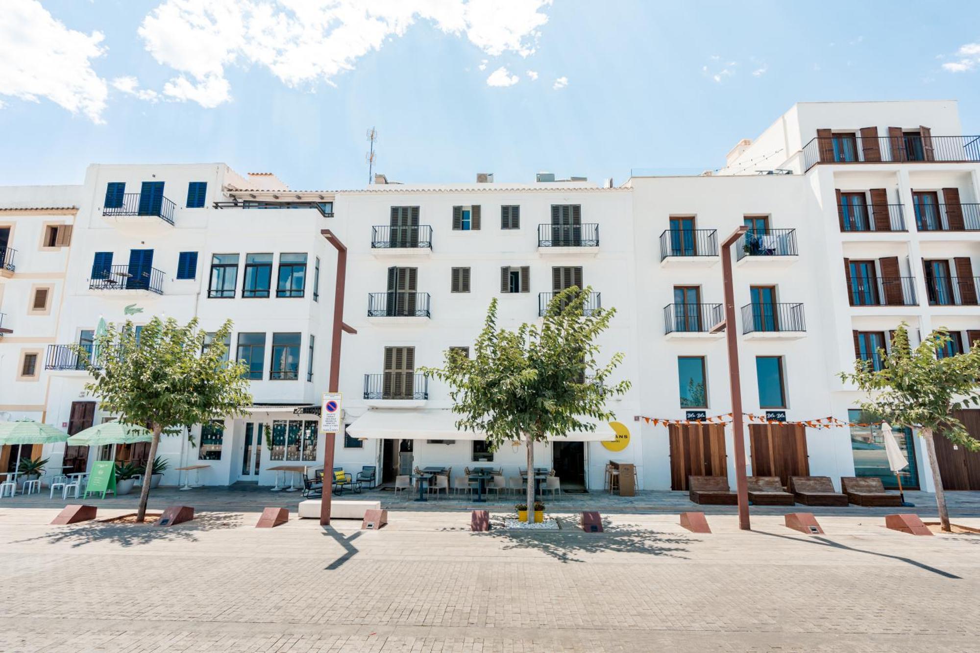 Hotel Ryans La Marina (adults Only) 3*