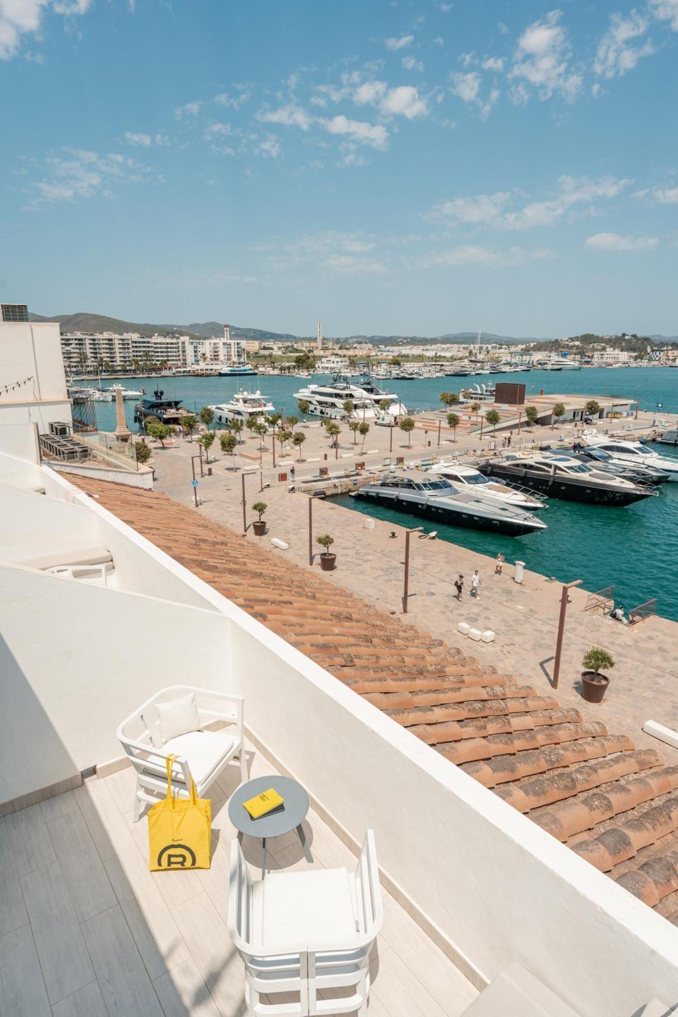 Hotel Ryans La Marina (adults Only) 3*