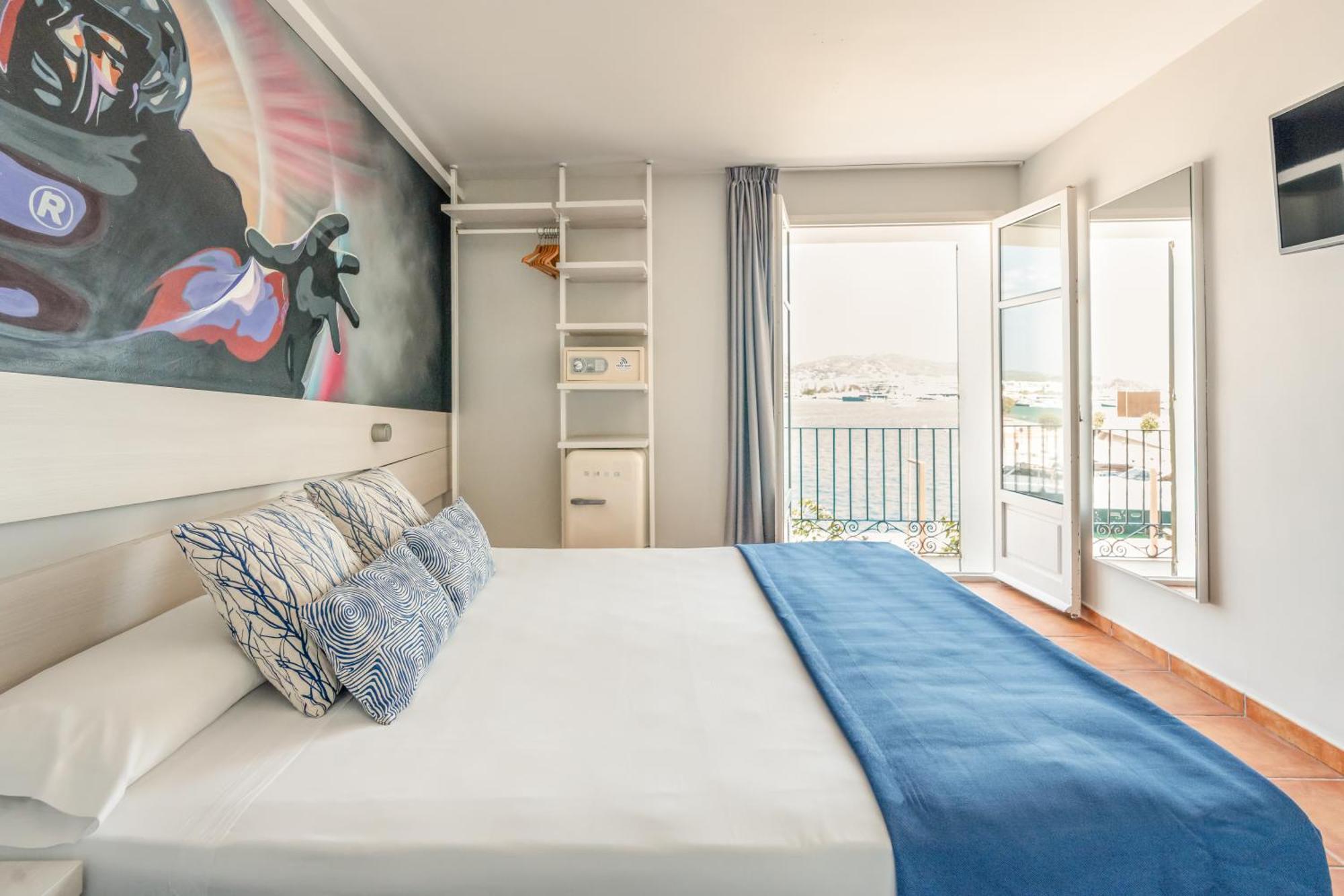 Ryans La Marina (adults Only) Hotel Ibiza Town
