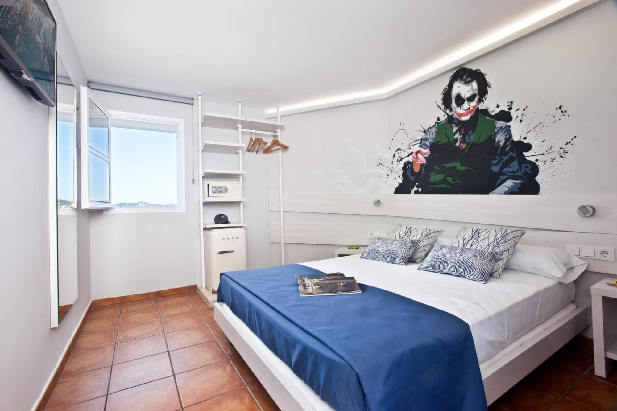 Ryans La Marina (adults Only) Hotel