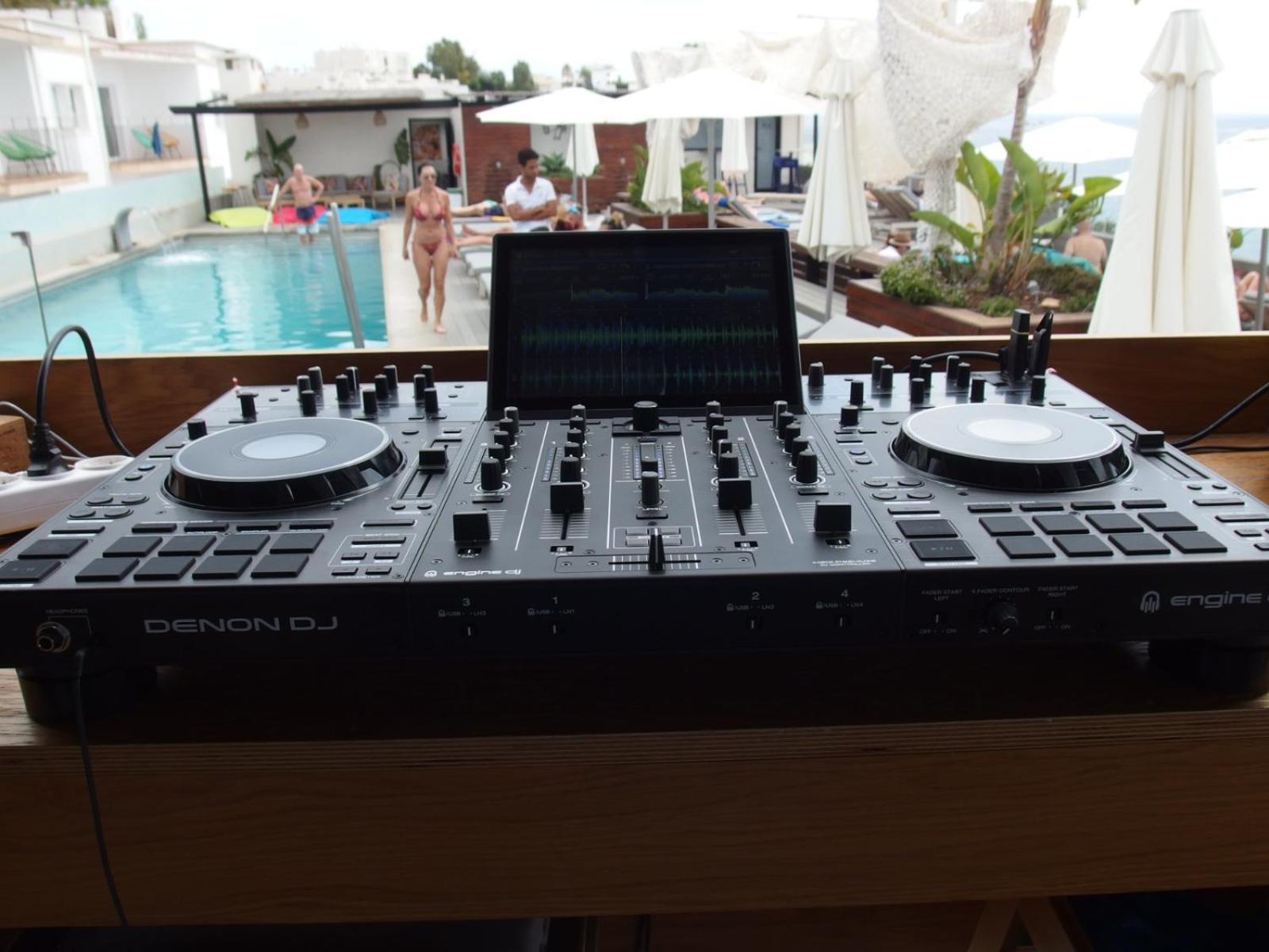 Cenit & Apts Sol Y Viento Ibiza Town