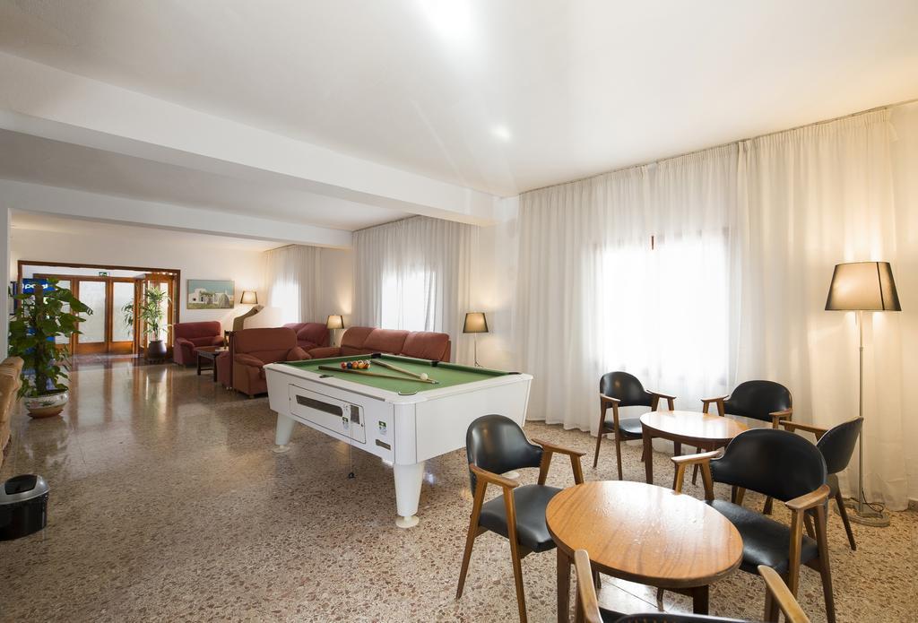 Cervantes Guest house 2*