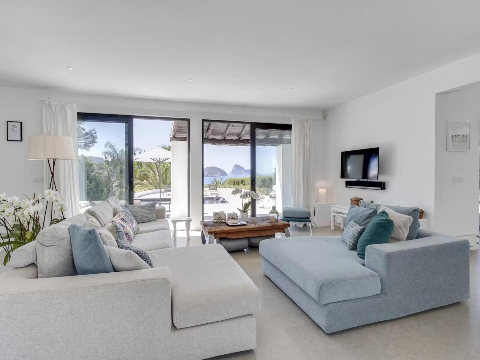 Villa Ibizian With Sea-views