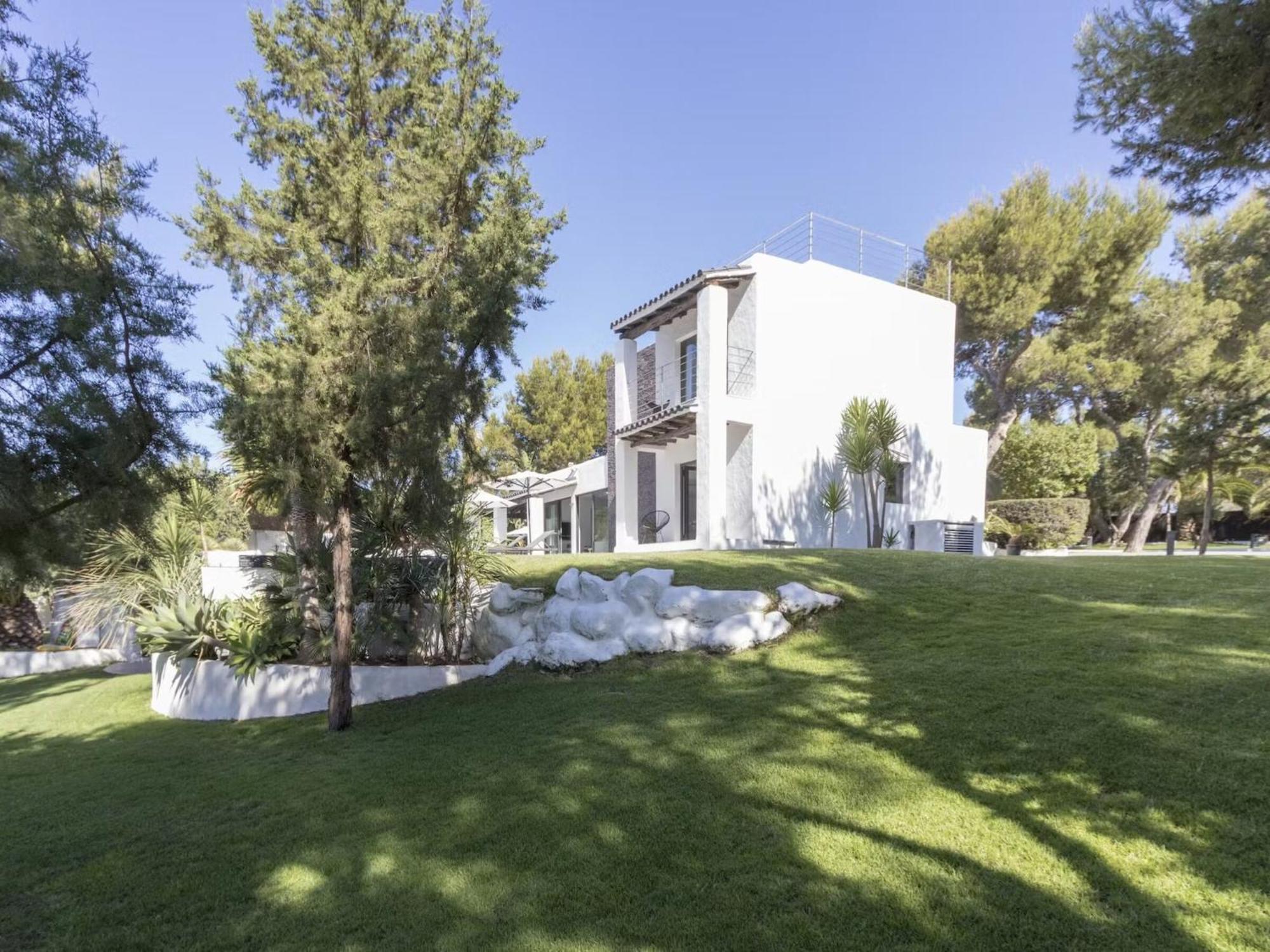 Ibizian With Sea-views Villa *