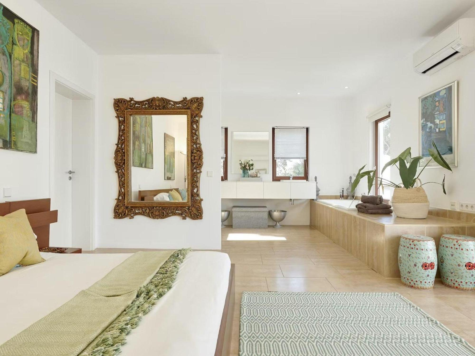 Cozy With View Villa *