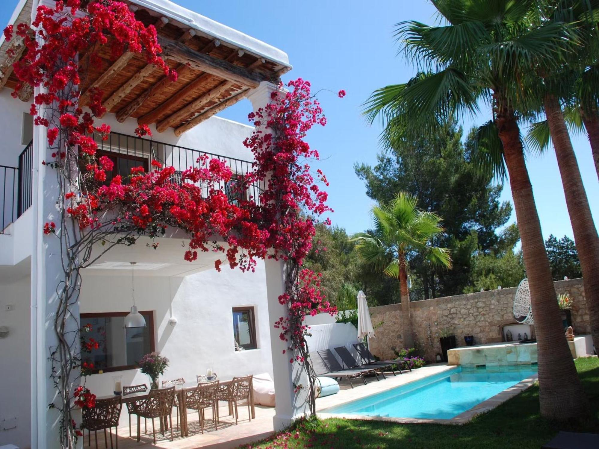 Villa Cozy With View