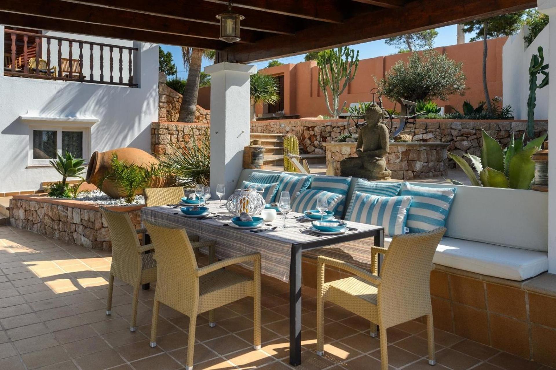 Mit Privatpool Fuer 8 Personen Ca 250 Qm In Sant Josep De Sa Talaia, Ibiza Binnenland Von Ibiza