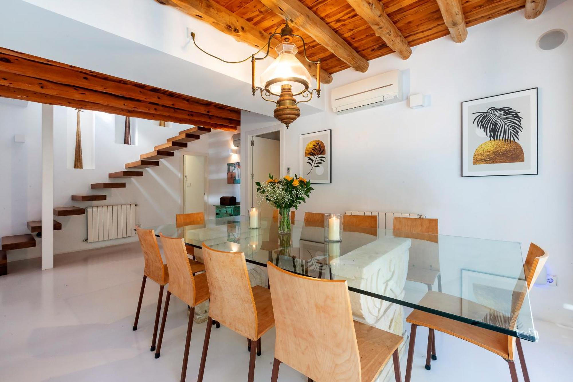 Villa Near Ibiza Town Sleeps 11 To 13 Guests Can Furnet
