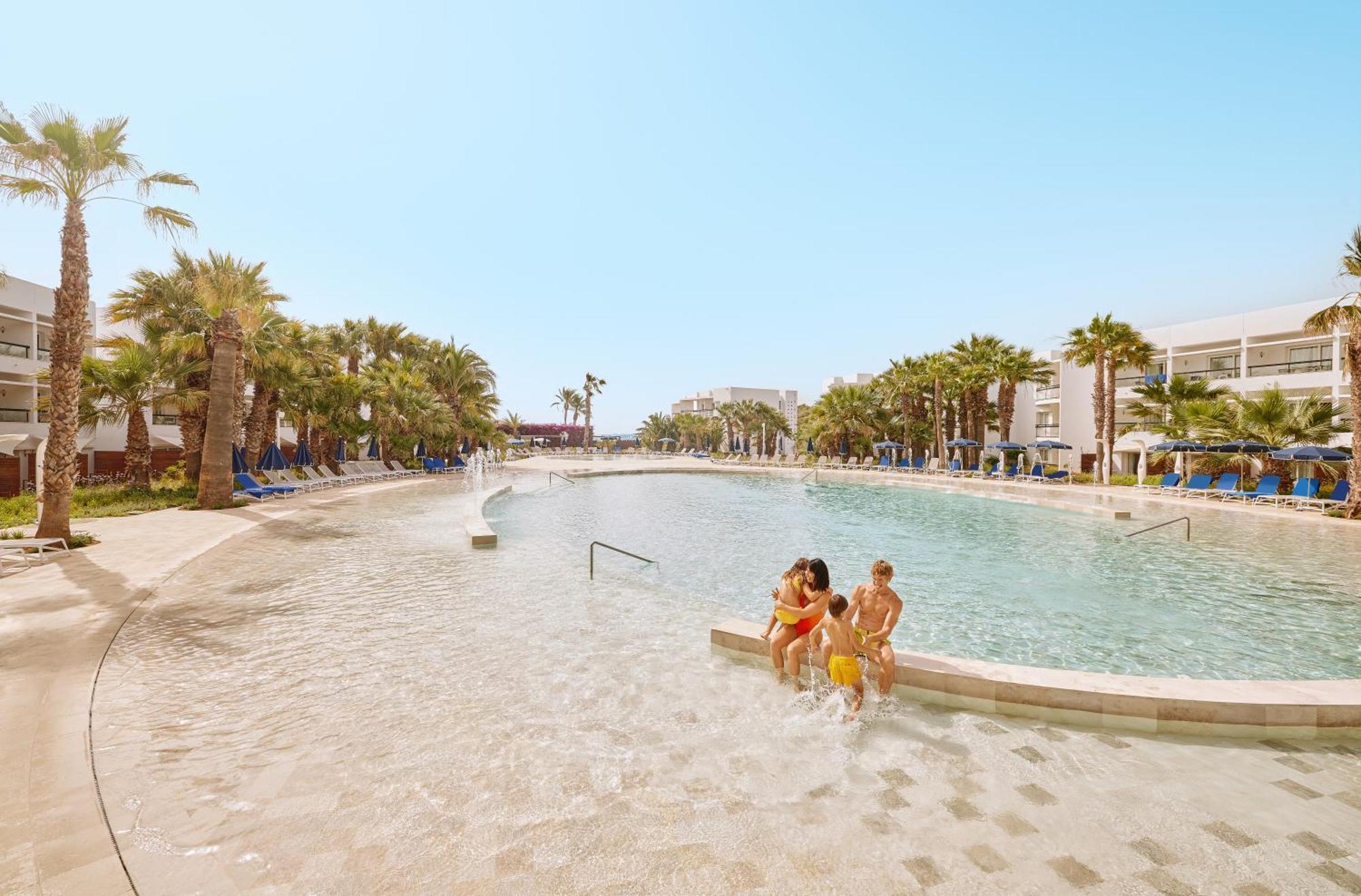 Grand Palladium Select Palace Ibiza Platja d'en Bossa