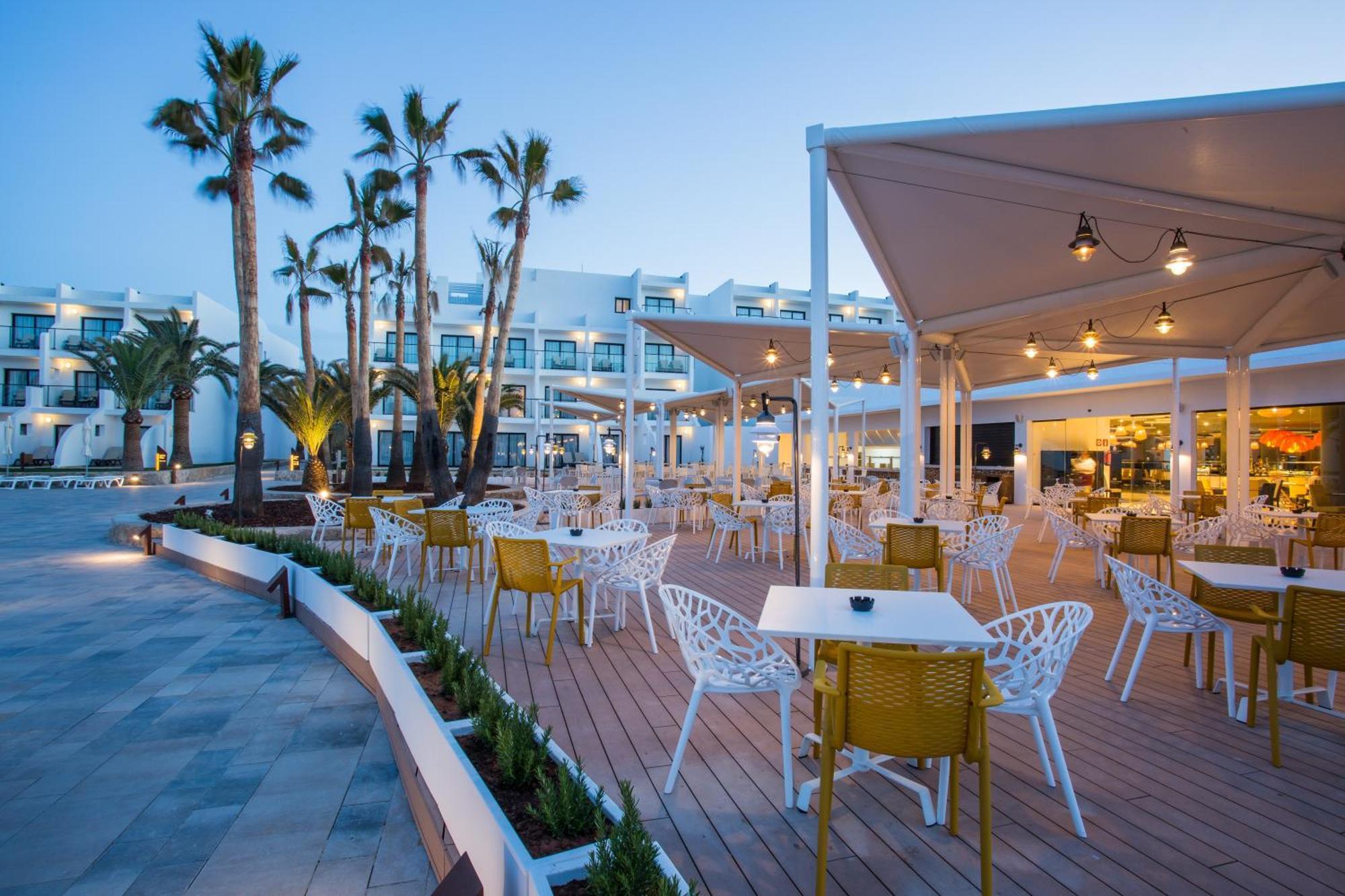 Grand Palladium Select Palace Ibiza Hotel 5*
