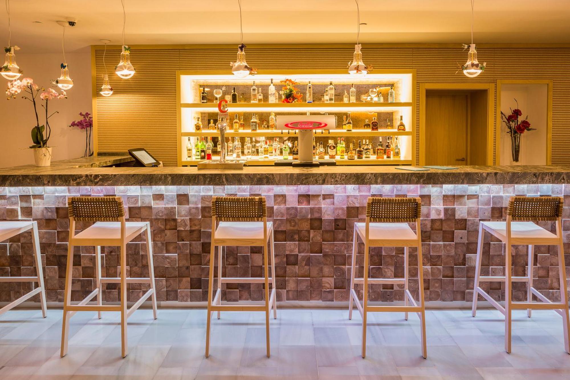 Grand Palladium Select Palace Ibiza 5* Platja d'en Bossa
