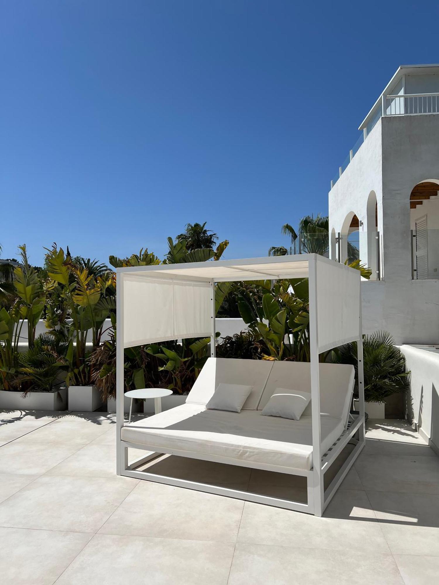 Moderne Mit Pool