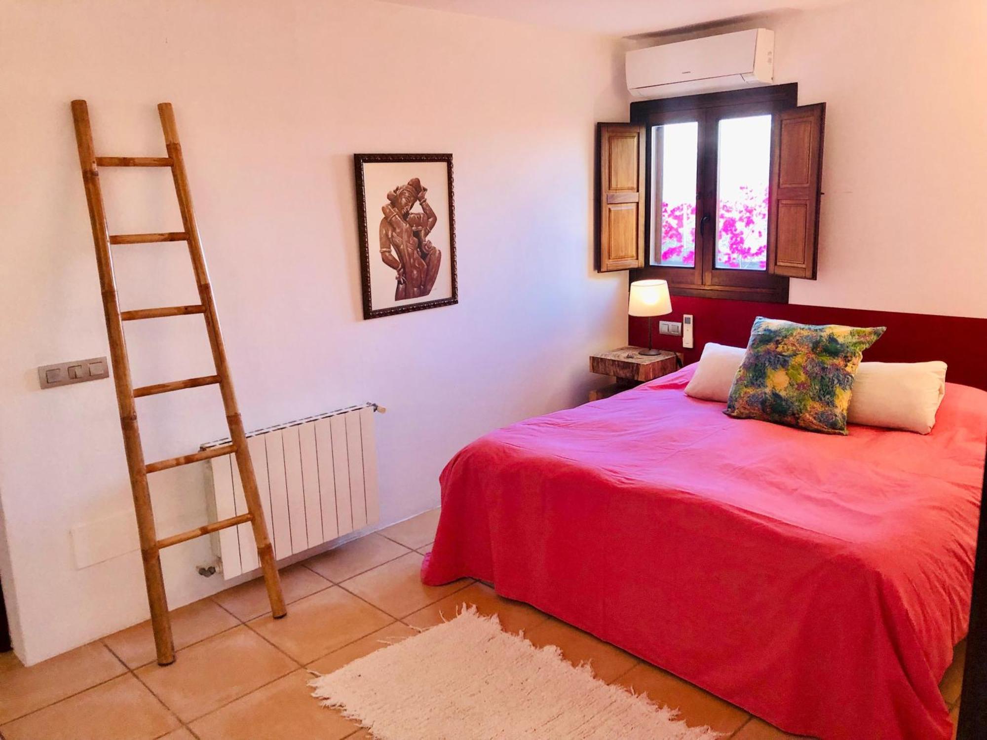 Es Repaire Near To Playa Den Bossa Villa Ibiza-stad