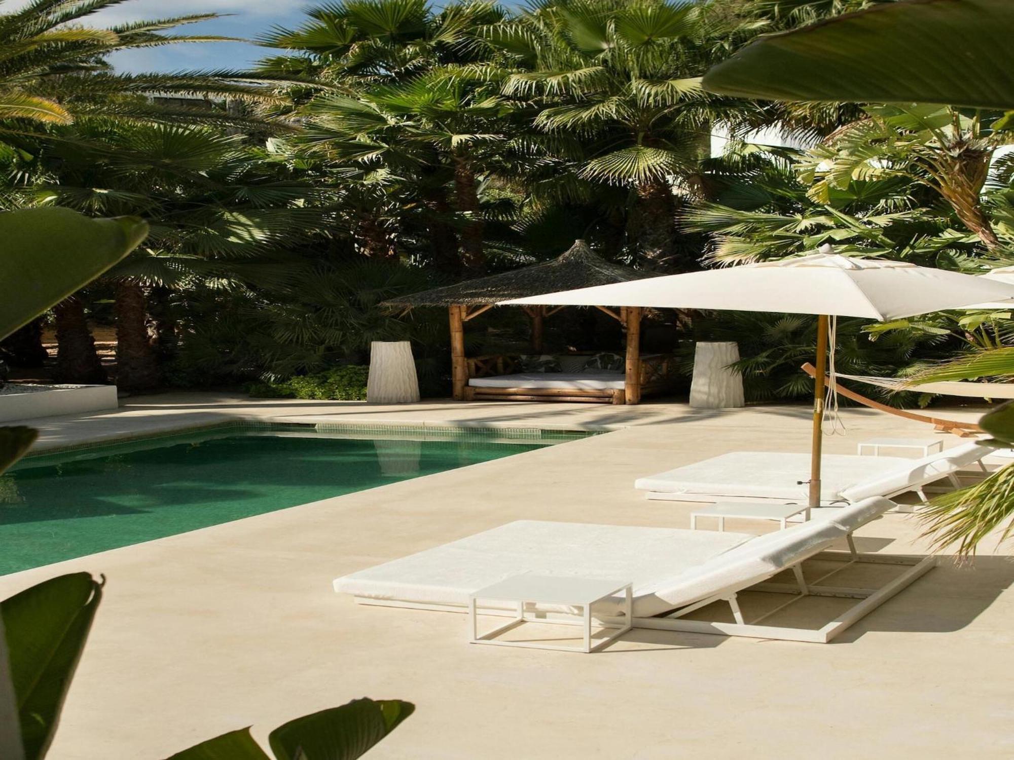Villa Lavish Near Cala Llonga (Ibiza)