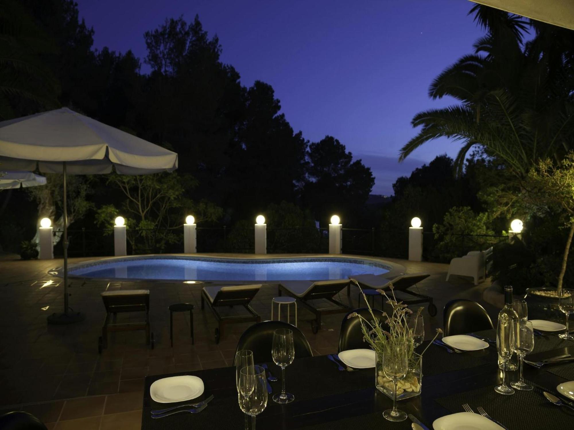 Beautiful With Pool Cala Llonga (Ibiza)