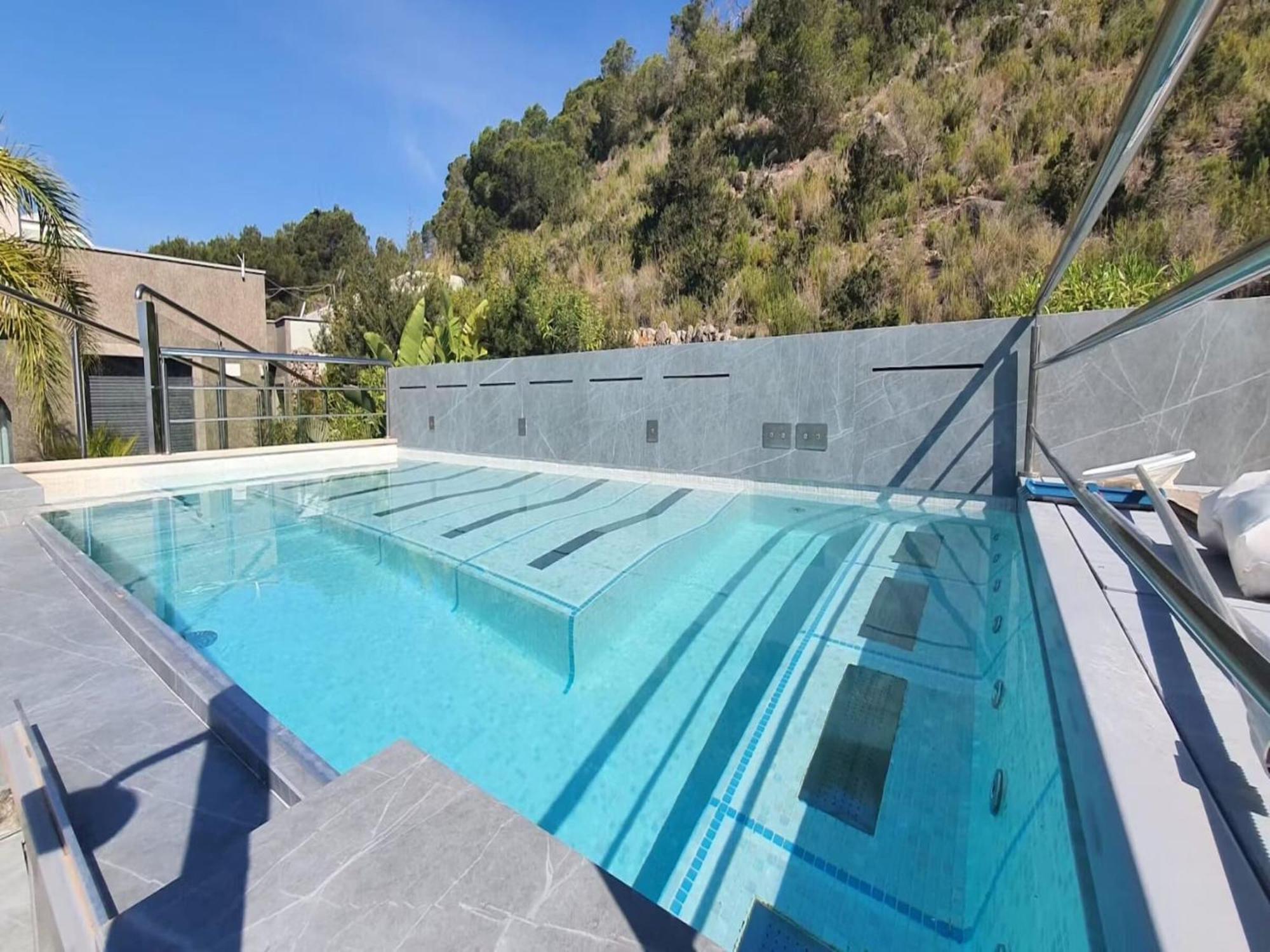Villa With Direct Sea Access *