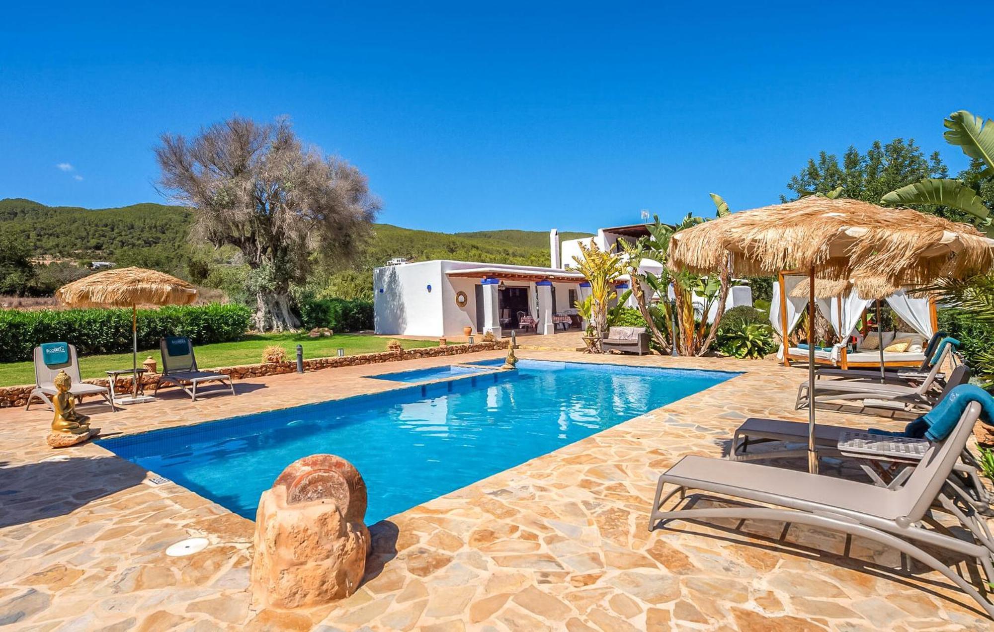 Holiday home Andreuet *