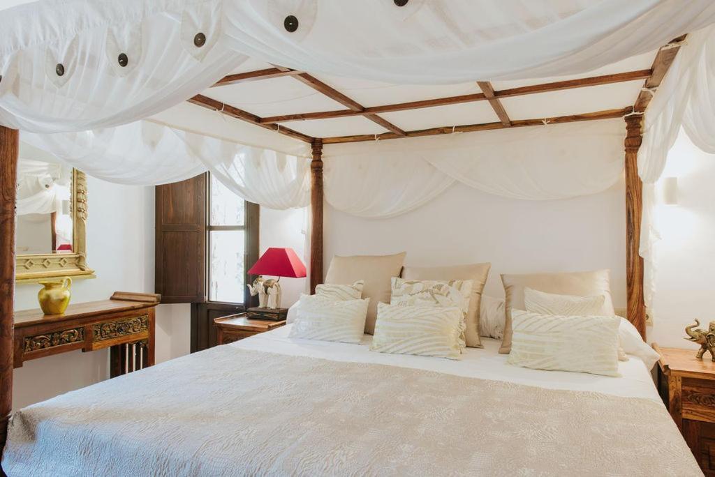 & Paissa D'en Bernat Bed & Breakfast