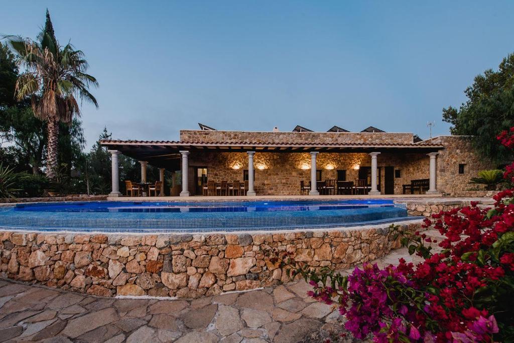 & Paissa D'en Bernat Bed & Breakfast Cala Tarida (Ibiza)