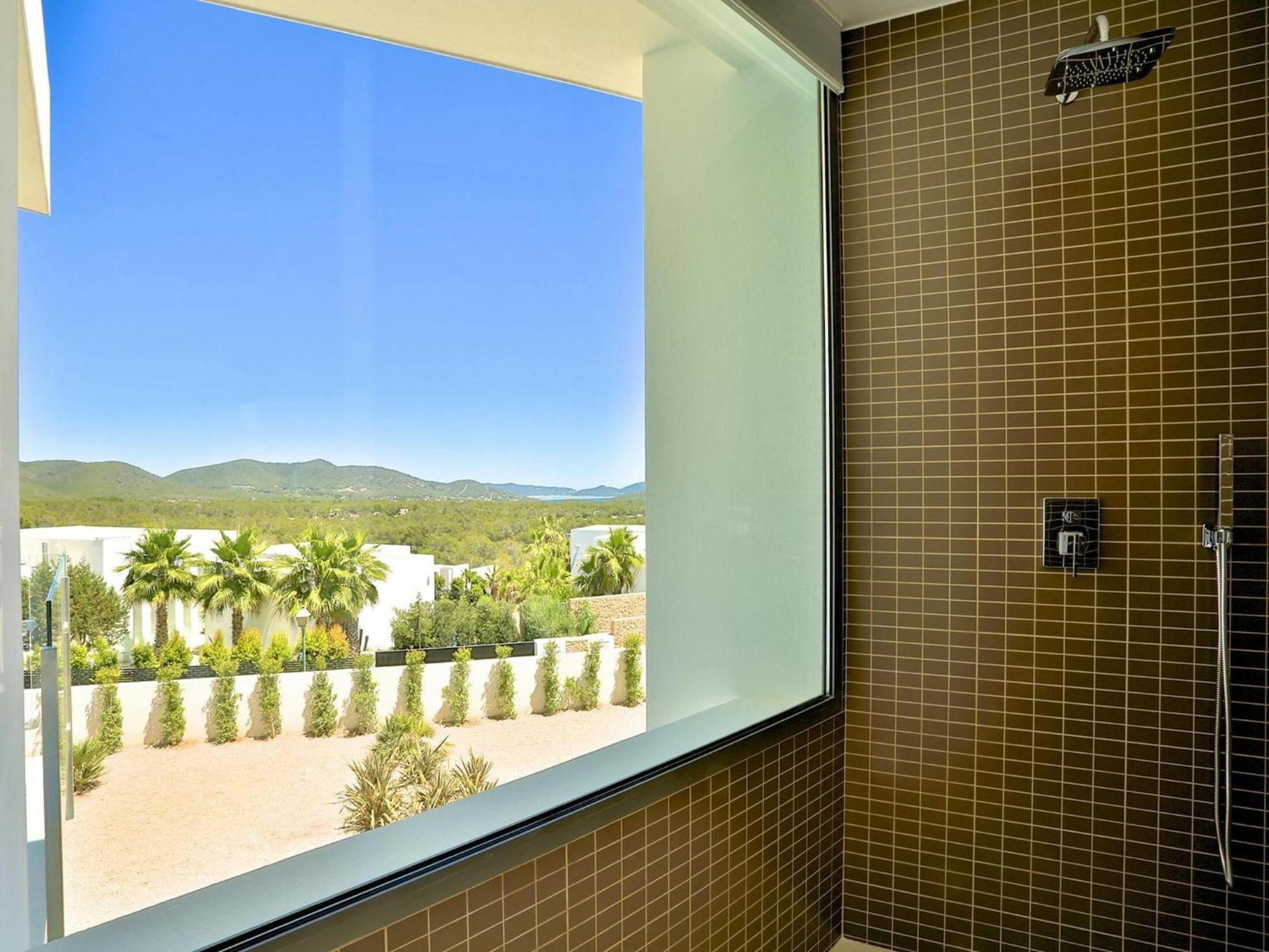 Modern With Vast Terracing Villa *