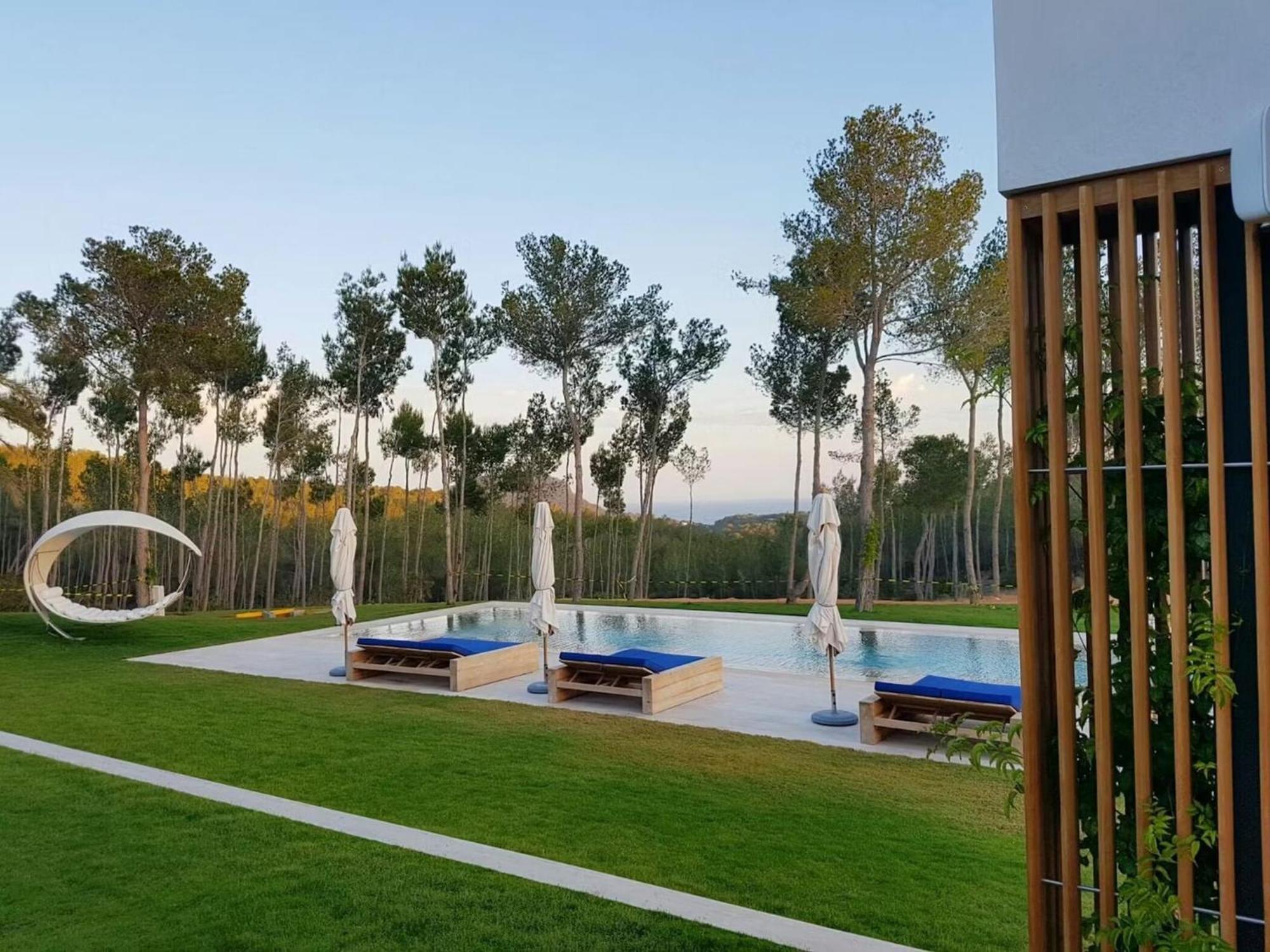 Modern With Hot Tub San José