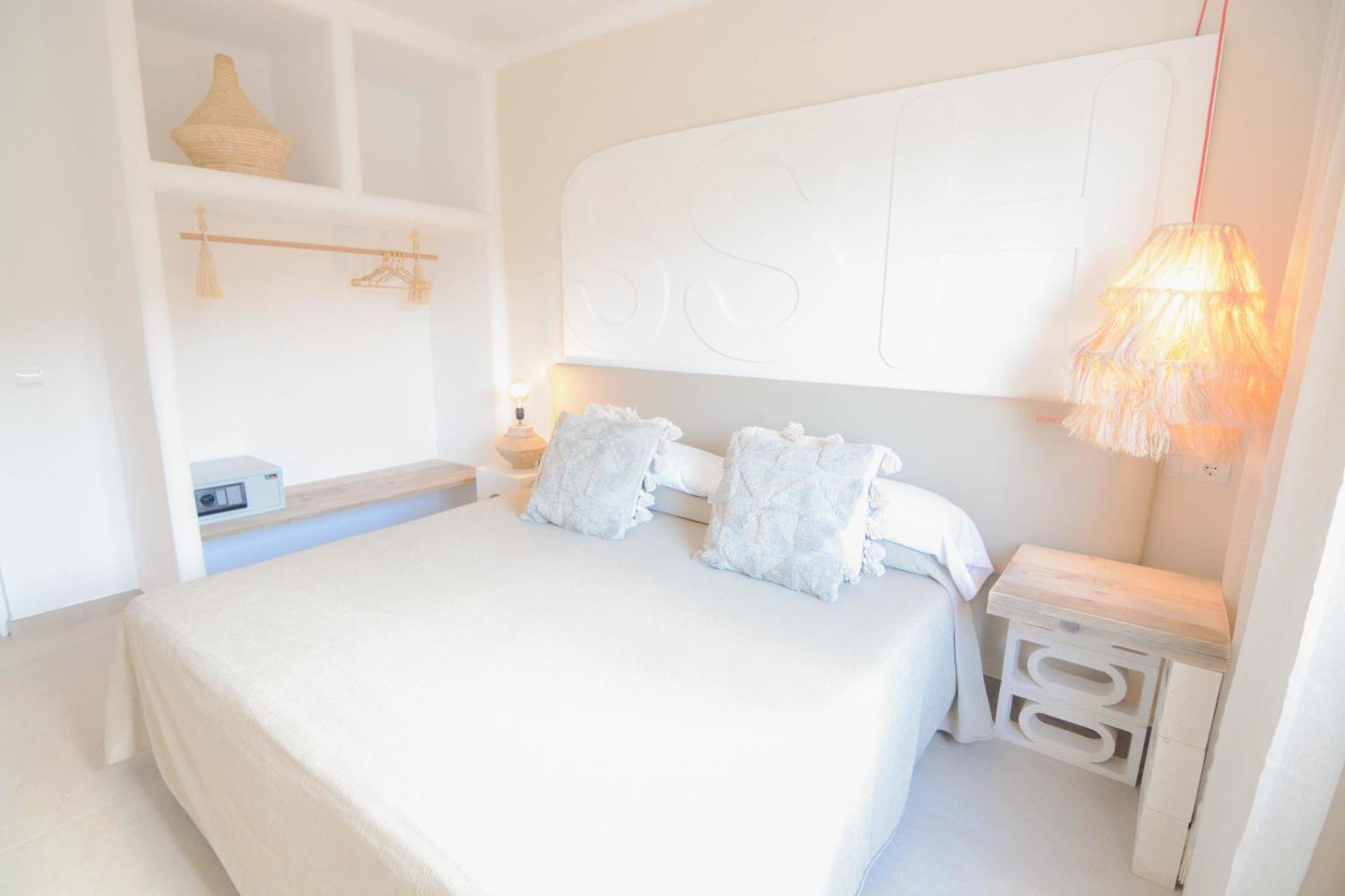 Aparthotel Secret Oasis Ibiza-only Adults 2*