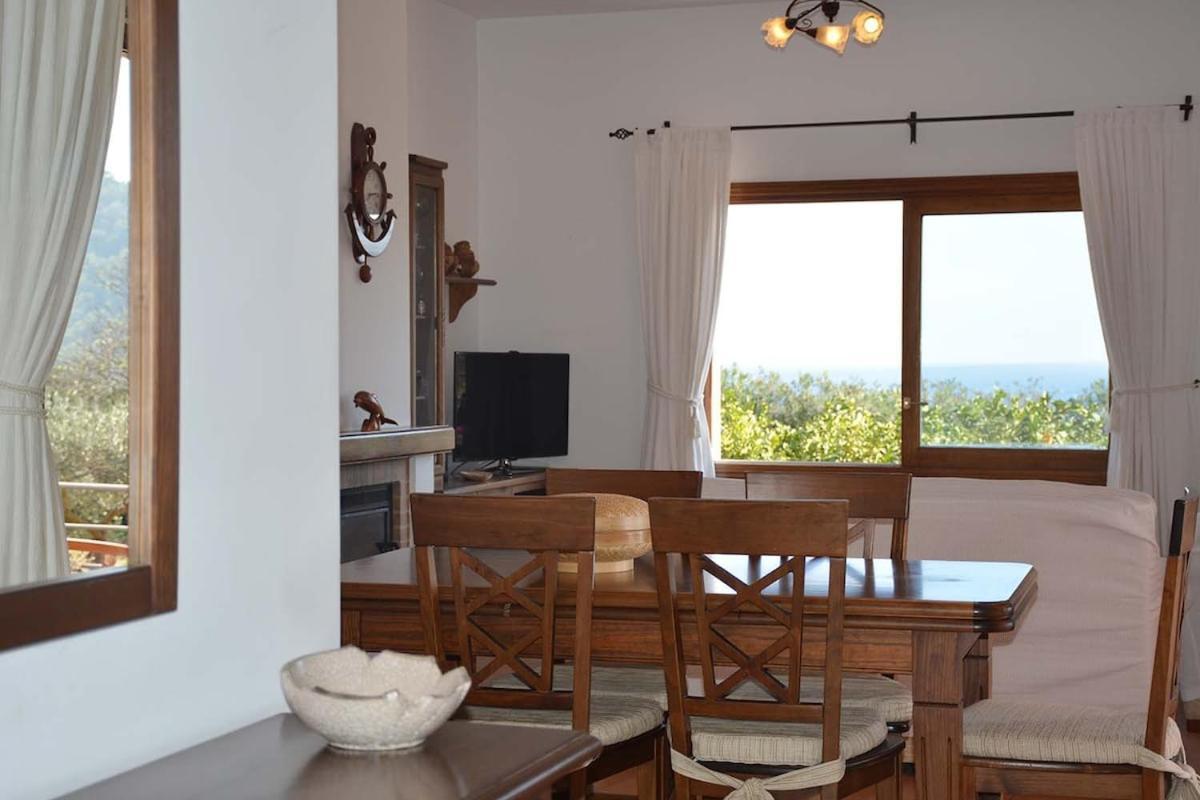 Charming Traditional Sea View * Es Cana